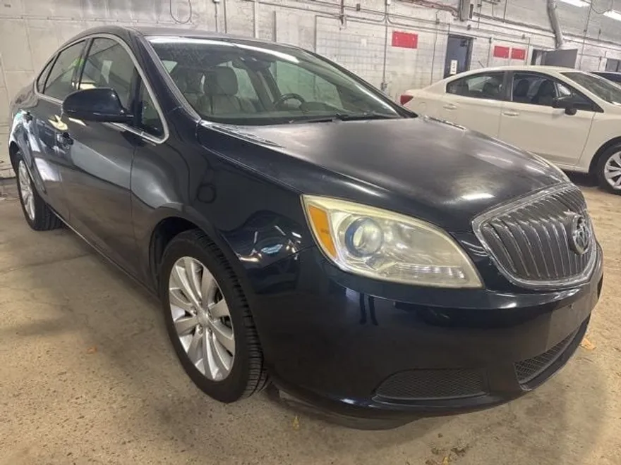 2015 Buick Verano Base photo 1