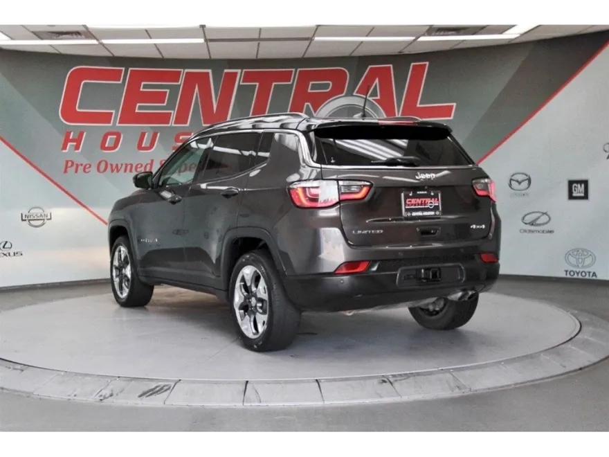 2018 Jeep Compass Limited photo 1