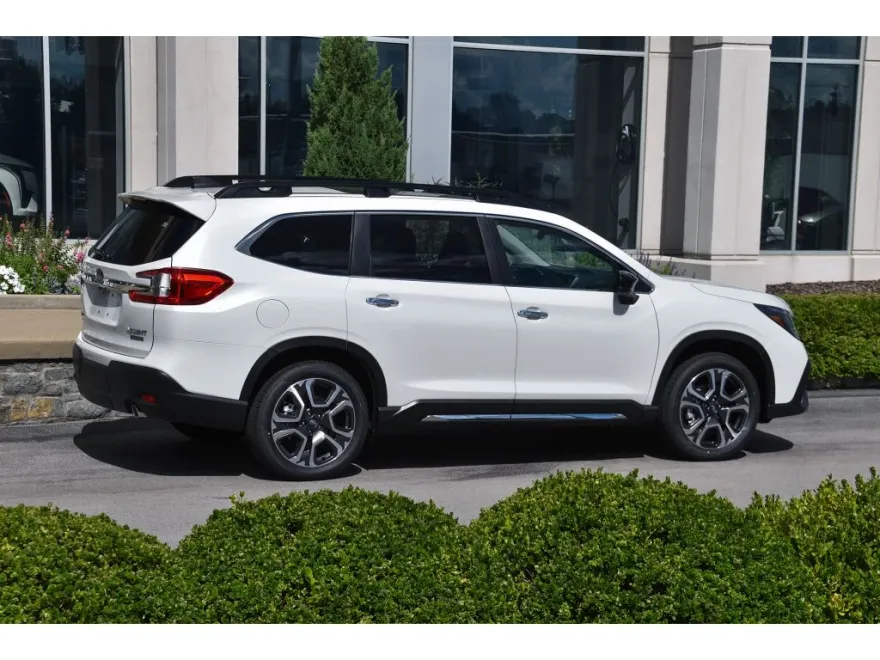 2025 Subaru Ascent Touring photo 1