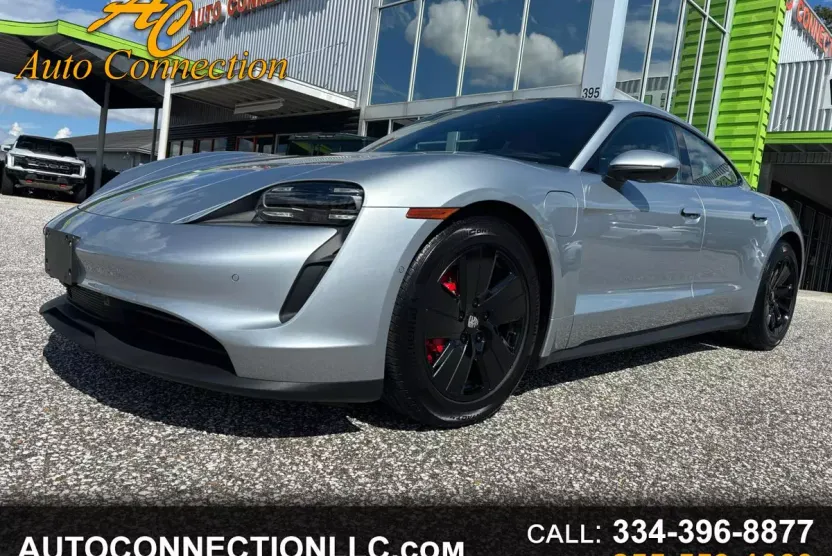 2023 Porsche Taycan 4S photo 1