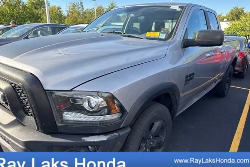 2019 Ram 1500 Classic SLT photo 1