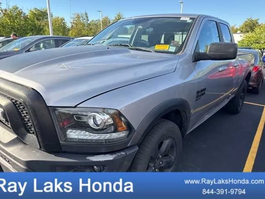 2019 Ram 1500 Classic SLT photo 1