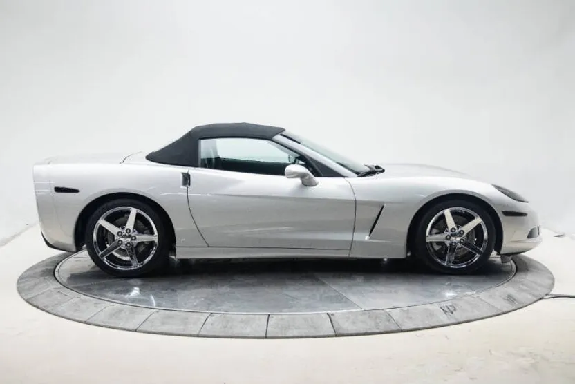 2008 Chevrolet Corvette Base Convertible photo 1