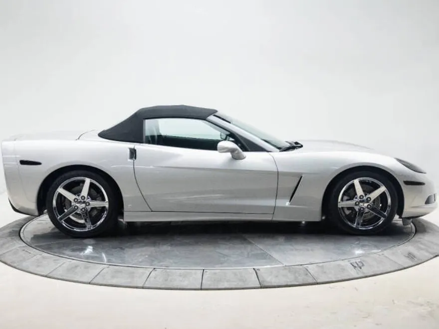 2008 Chevrolet Corvette Base Convertible photo 1