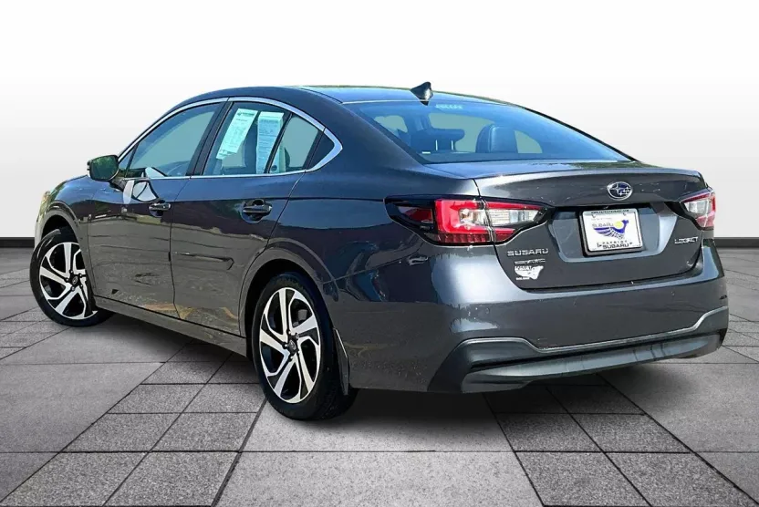2022 Subaru Legacy Limited photo 1