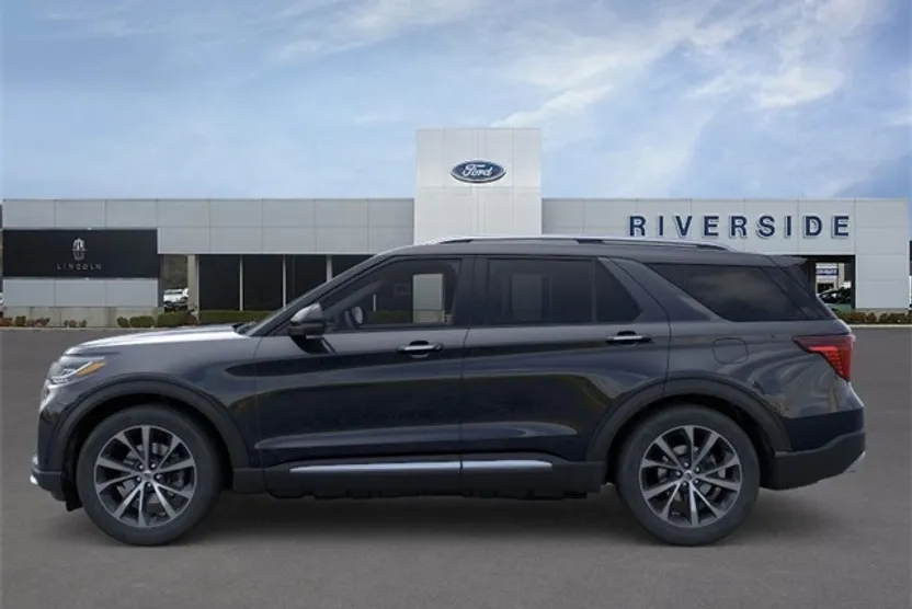 2025 Ford Explorer Platinum photo 1
