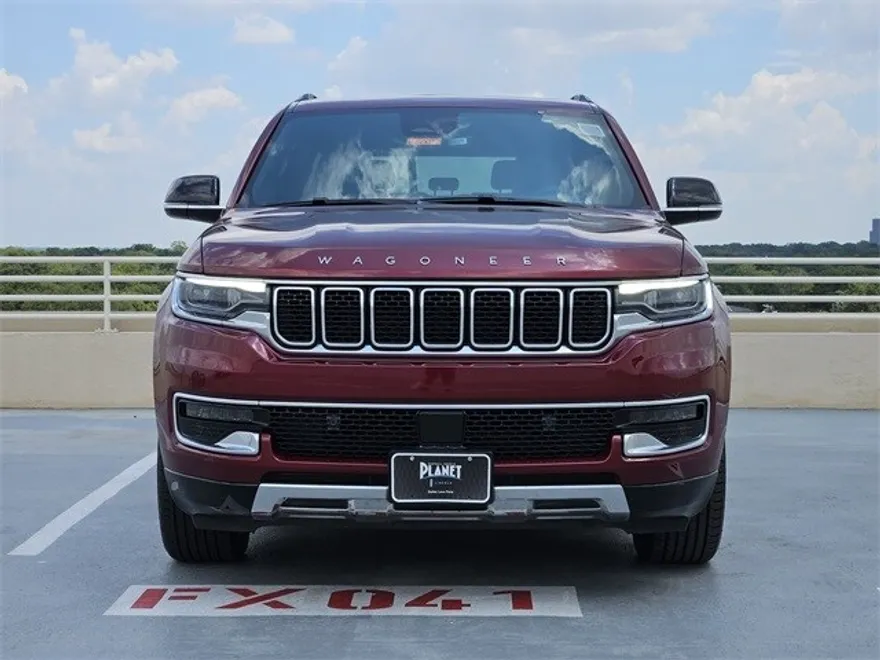 2023 Jeep Wagoneer Series III photo 1