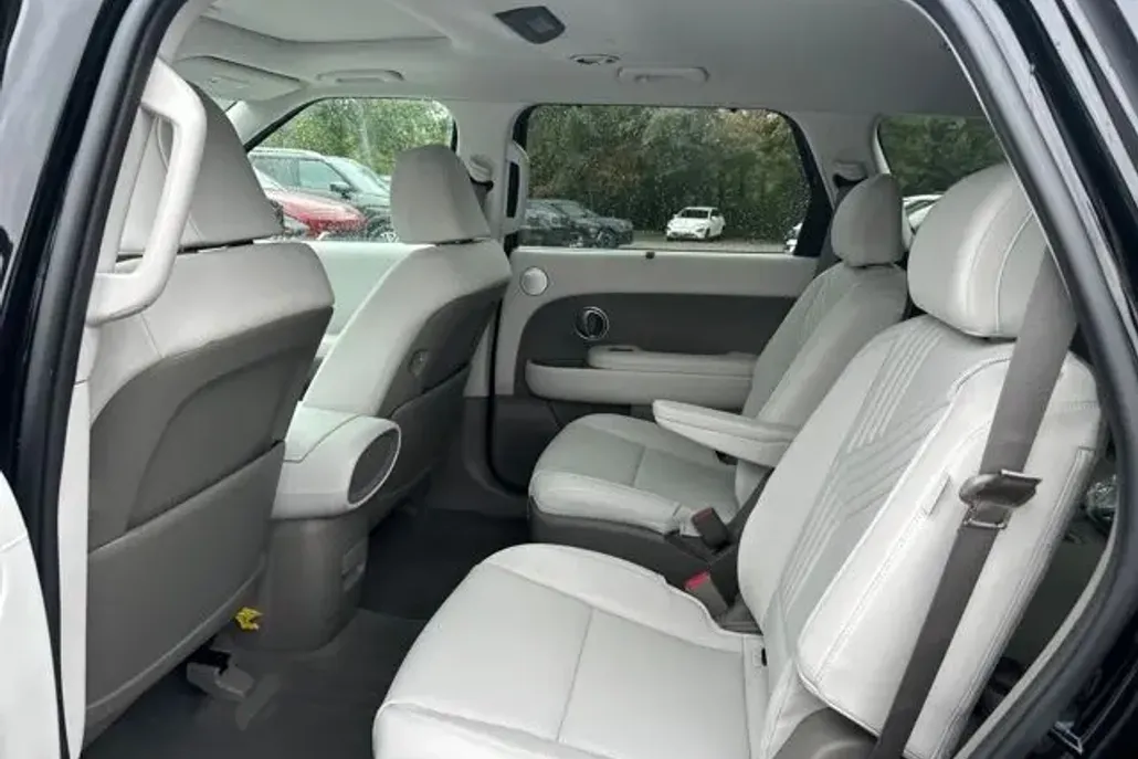 2026 Hyundai Palisade SEL photo 1