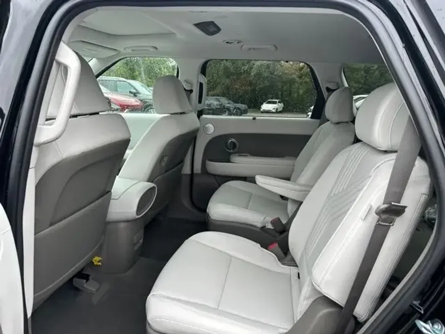 2026 Hyundai Palisade SEL photo 1