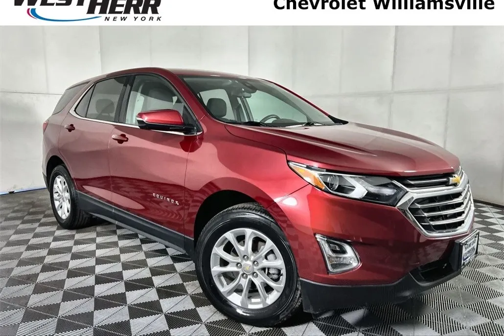 2019 Chevrolet Equinox LT photo 1