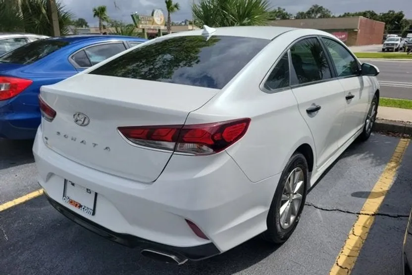 2018 Hyundai Sonata SE photo 1