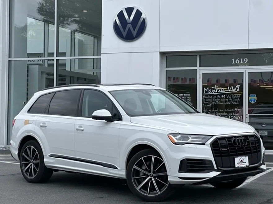 2022 Audi Q7 55 Premium Plus photo 1
