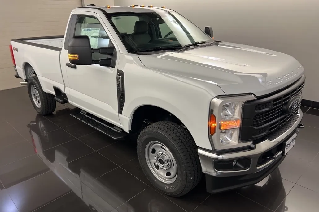 2026 Ford F-350 XL photo 1