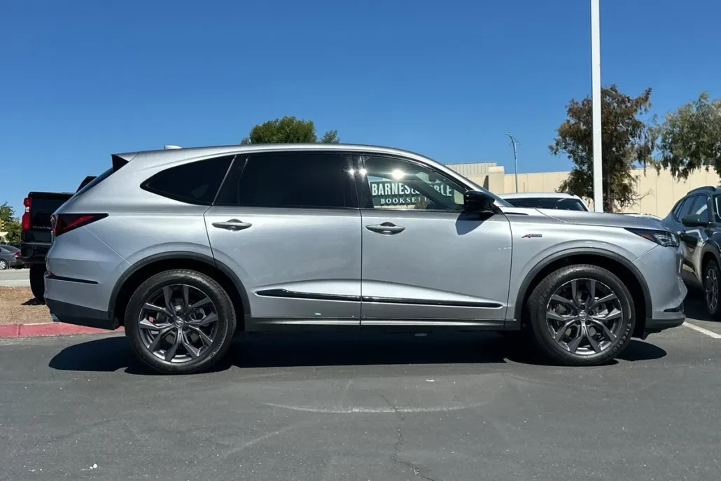 2022 Acura MDX A-Spec photo 1