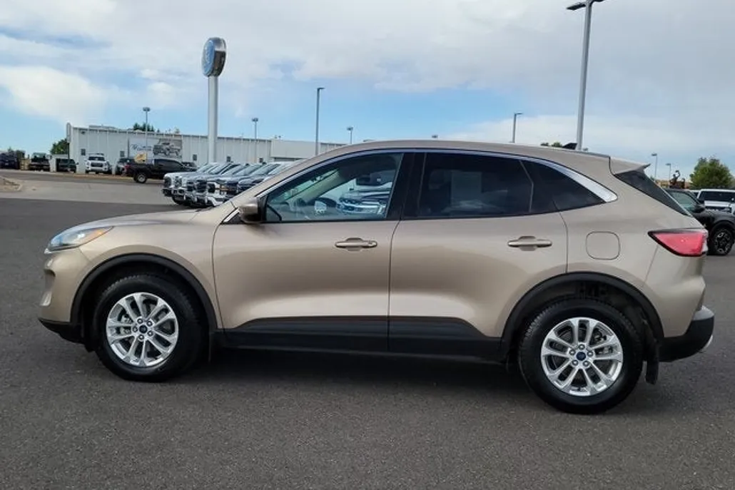 2020 Ford Escape SE photo 1