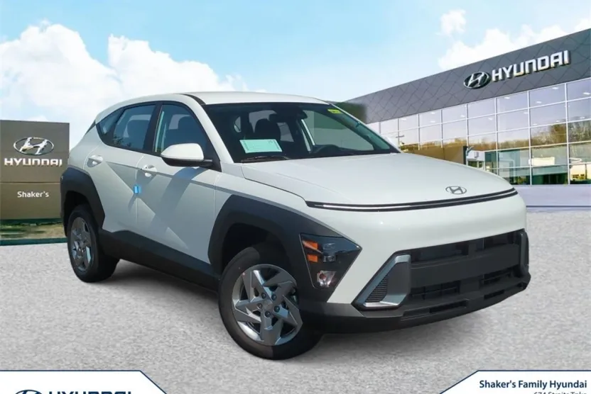 2026 Hyundai Kona SE photo 1