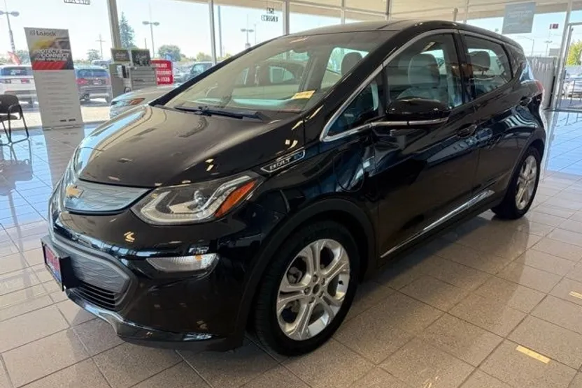 2017 Chevrolet Bolt EV photo 1