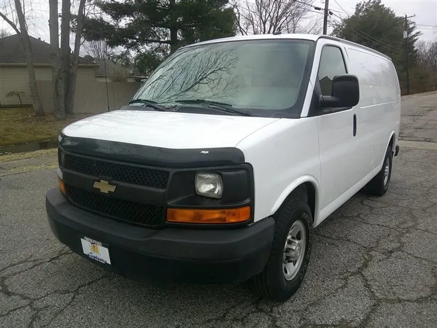 2015 Chevrolet Express 2500 Cargo photo 1