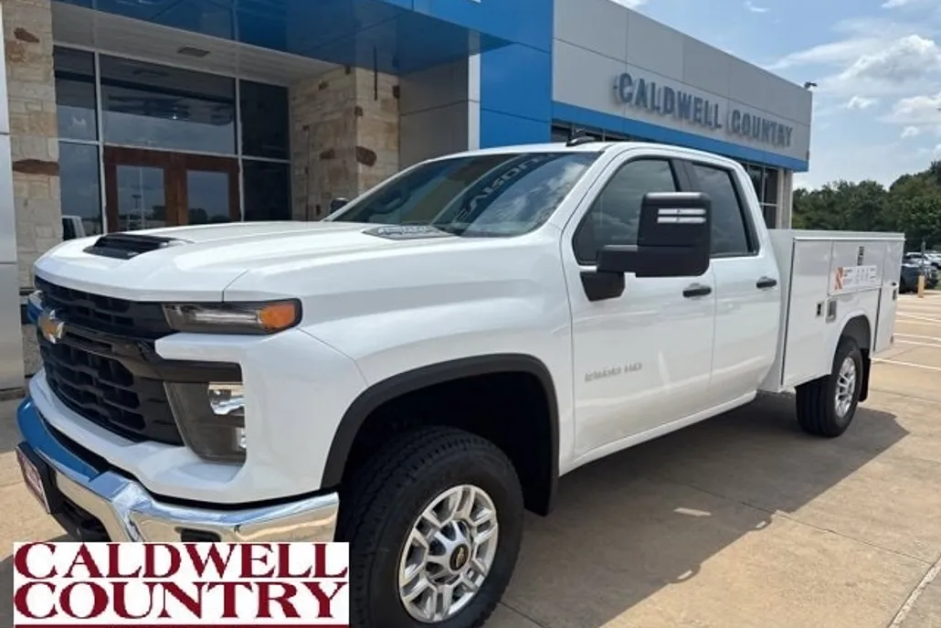 2025 Chevrolet Silverado 2500HD photo 1
