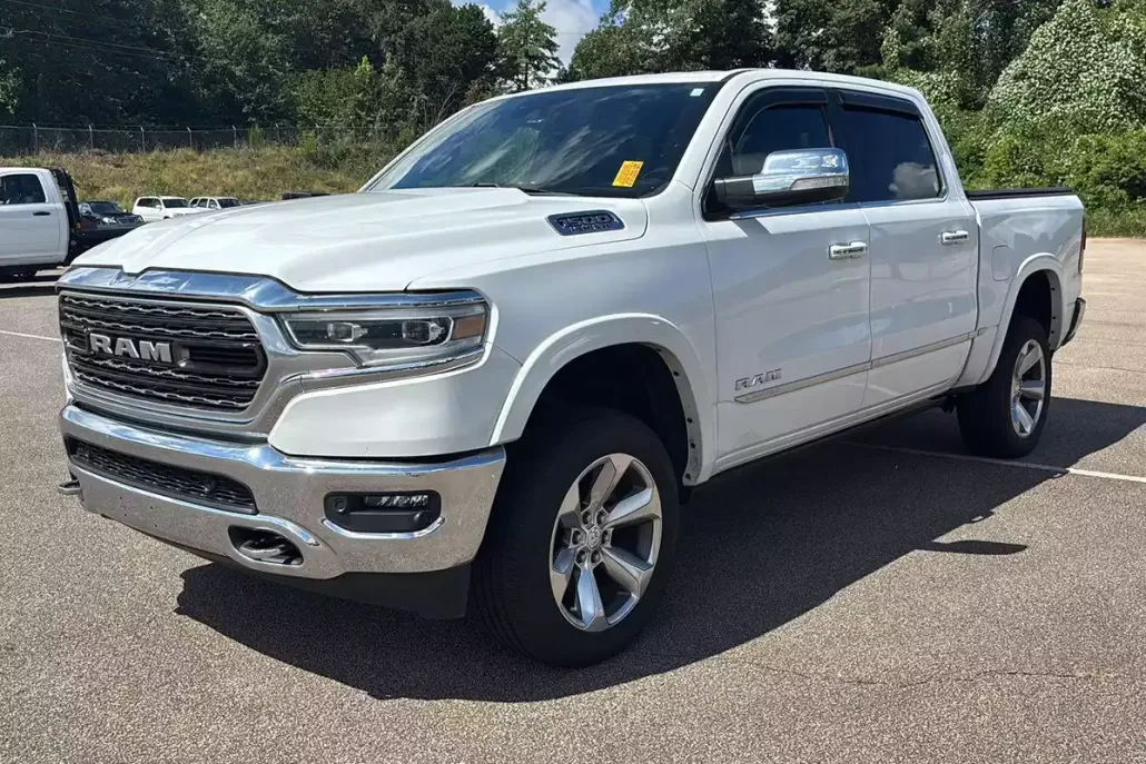 2022 Ram 1500 Limited photo 1