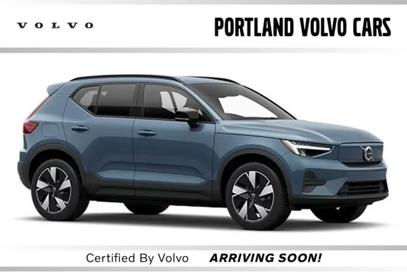 2023 Volvo XC40 Recharge Core photo 1