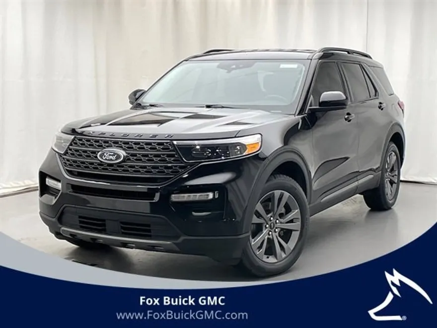 2022 Ford Explorer XLT photo 1