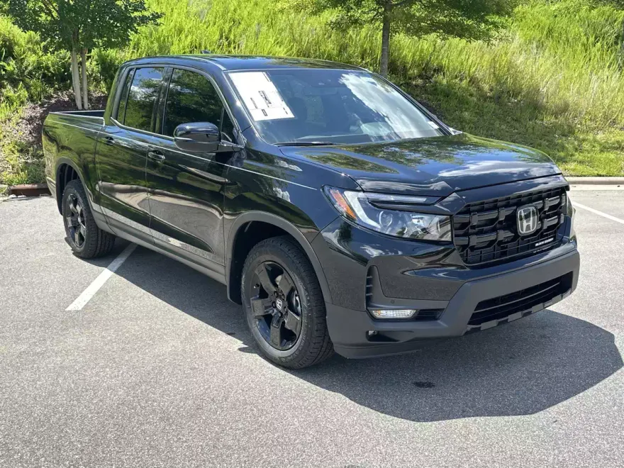 2025 Honda Ridgeline Black Edition photo 1