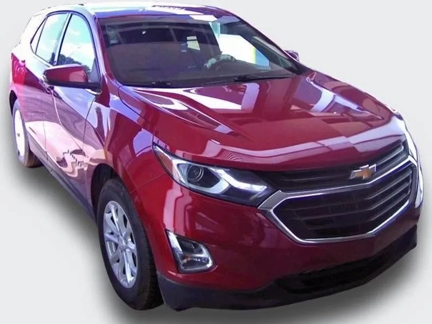 2019 Chevrolet Equinox LT photo 1