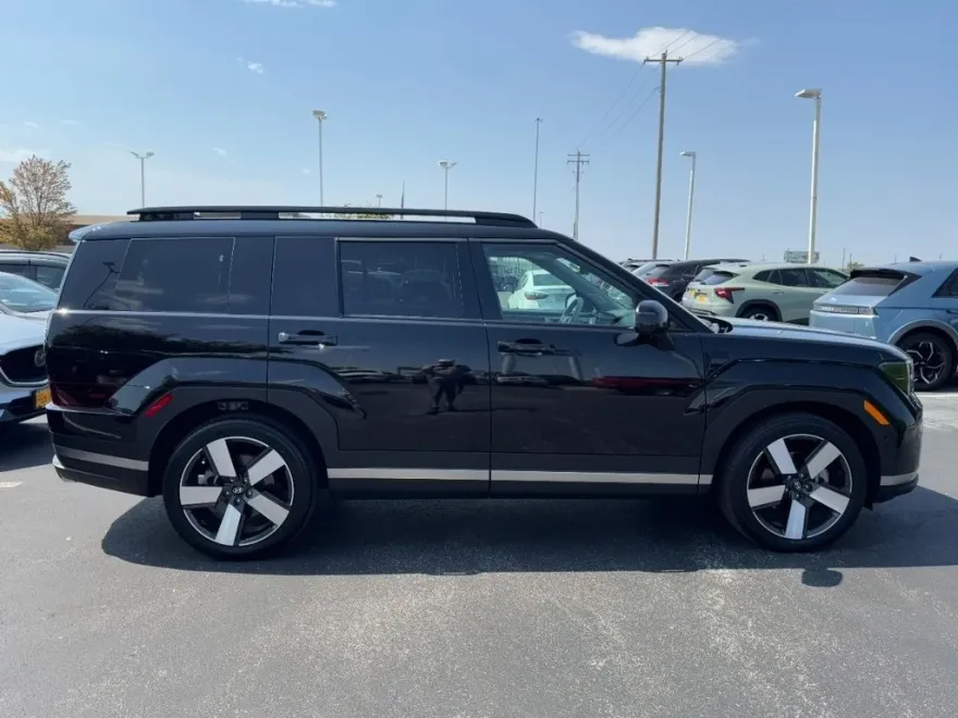 2024 Hyundai Santa Fe Limited photo 1