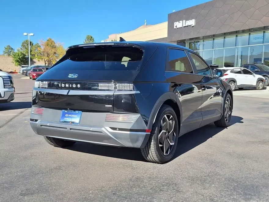 2022 Hyundai Ioniq 5 SE photo 1