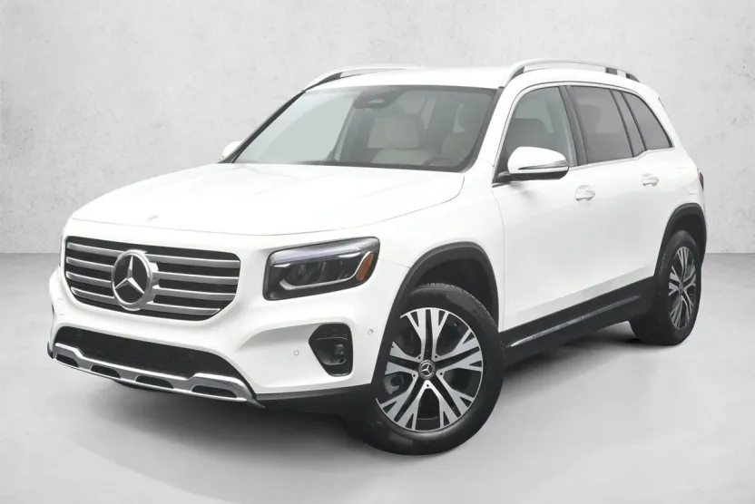 2025 Mercedes Benz GLB 250 4MATIC photo 1