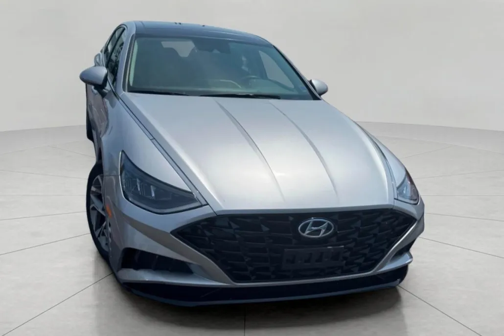 2020 Hyundai Sonata SEL photo 1