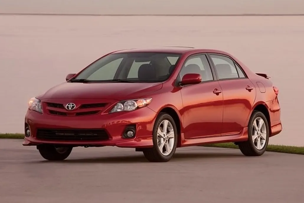 2012 Toyota Corolla L photo 1