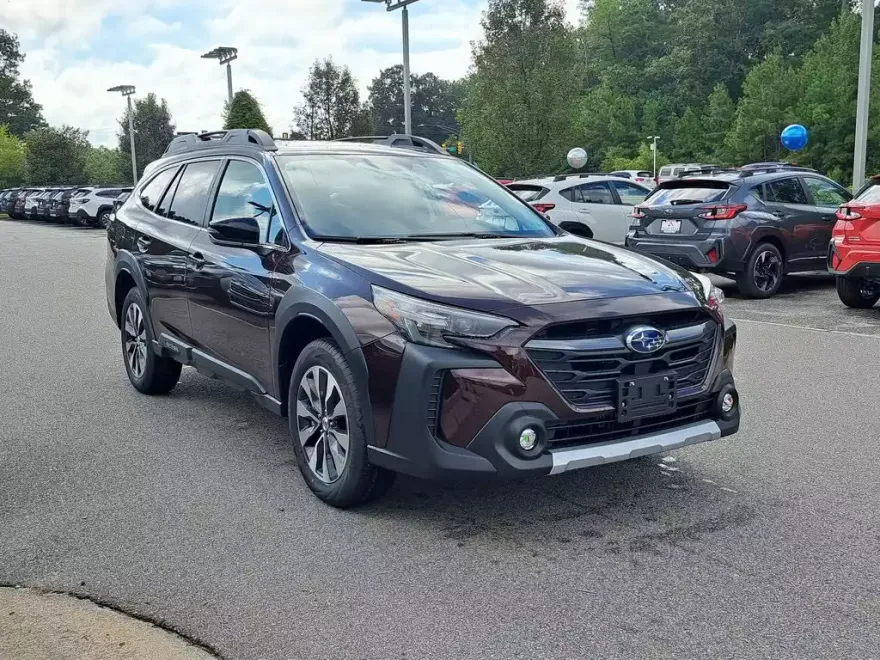 2025 Subaru Outback Limited XT photo 1