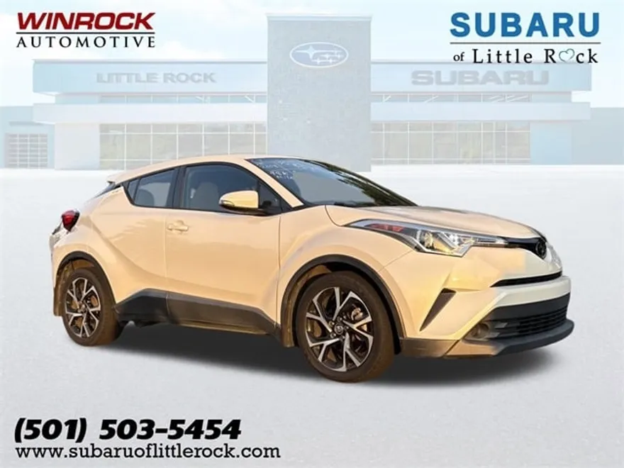 2018 Toyota C-HR XLE photo 1