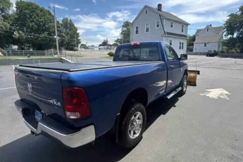2010 Dodge Ram SLT photo 1