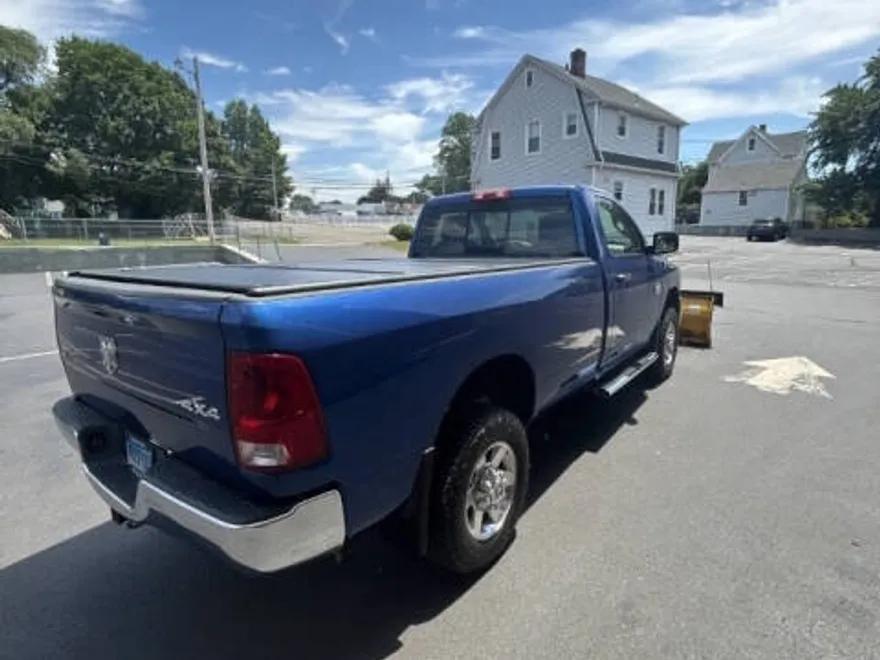 2010 Dodge Ram SLT photo 1