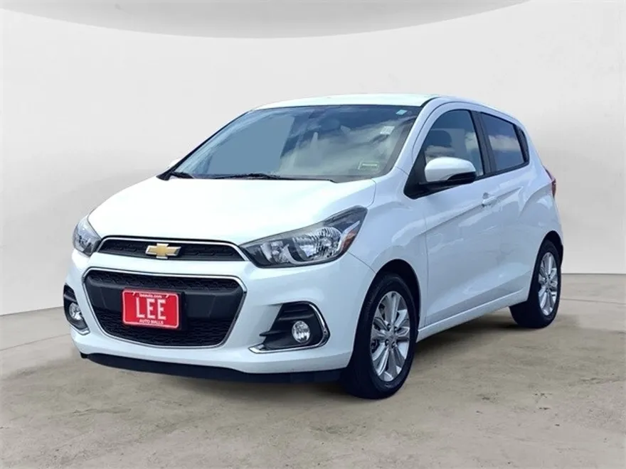2016 Chevrolet Spark 1LT photo 1