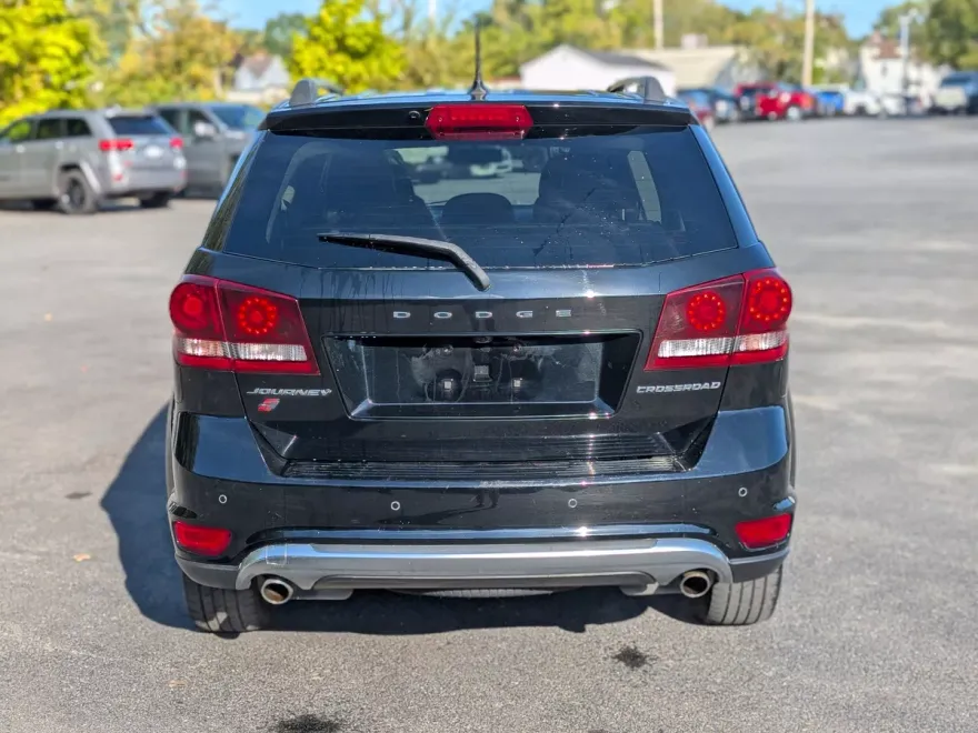 2018 Dodge Journey Crossroad photo 1