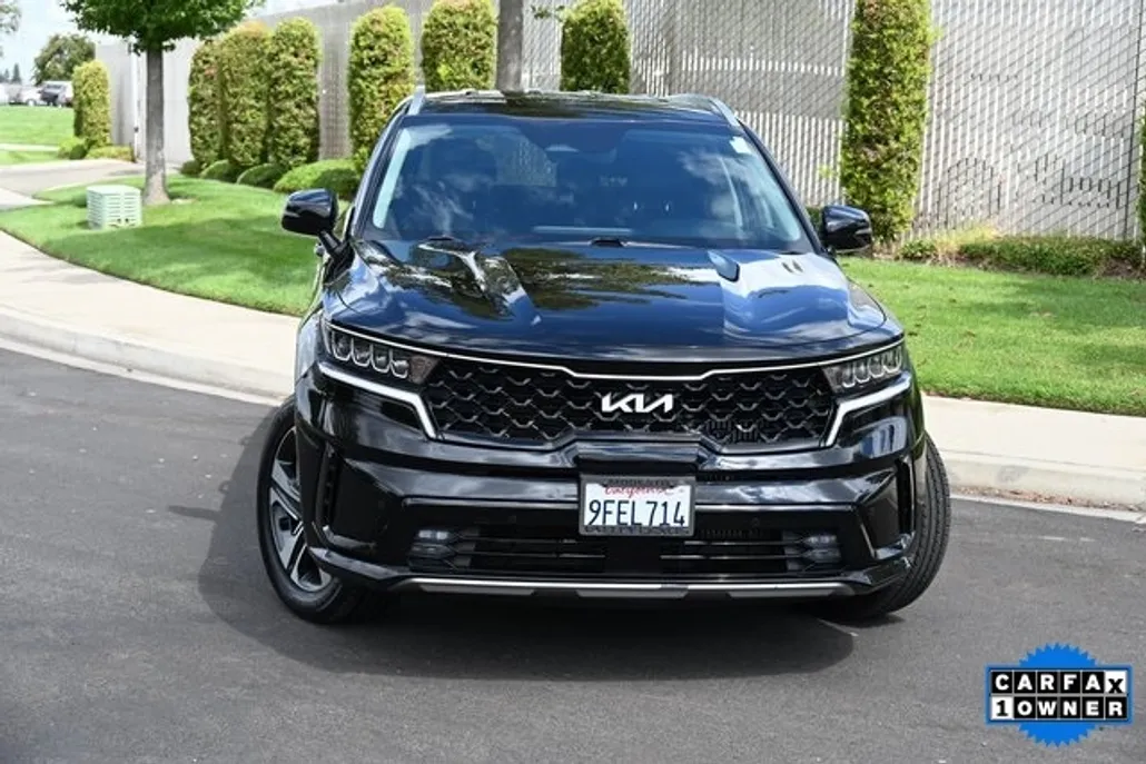 2023 Kia Sorento Hybrid EX photo 1