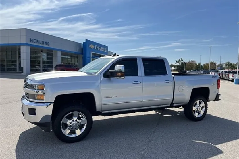2017 Chevrolet Silverado 2500HD LTZ photo 1