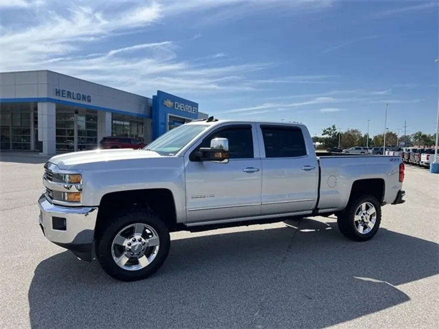 2017 Chevrolet Silverado 2500HD LTZ photo 1