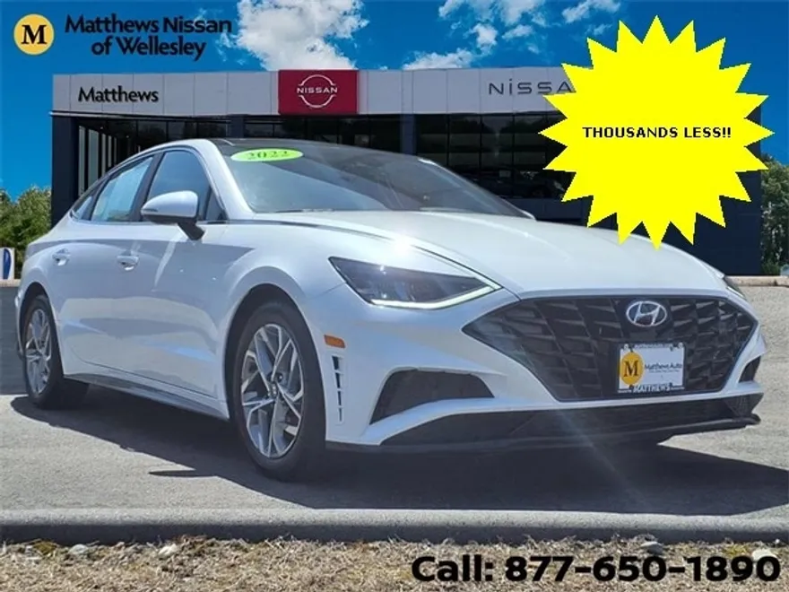 2022 Hyundai Sonata SEL photo 1