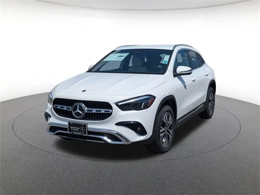 2025 Mercedes Benz GLA 250 4MATIC photo 1