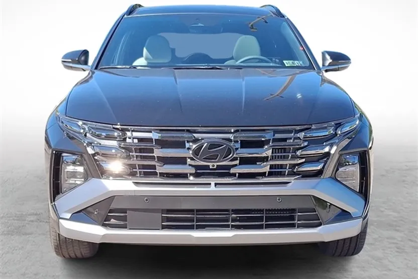 2025 Hyundai Tucson Hybrid Limited photo 1