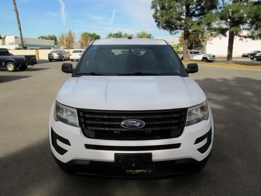 2016 Ford Explorer photo 1