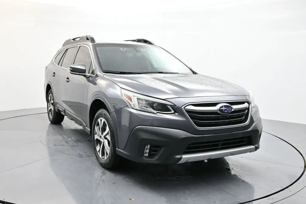 2022 Subaru Outback Limited photo 1