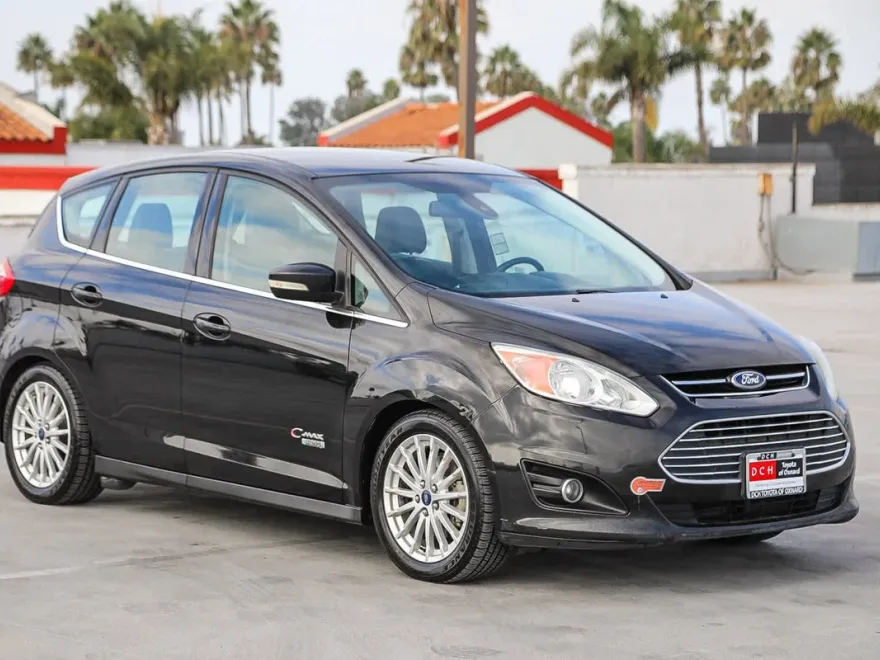 2015 Ford C-Max Energi SEL photo 1