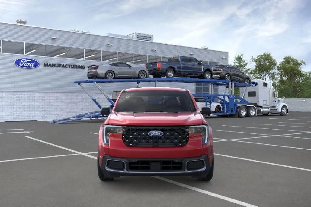 2025 Ford Maverick Lariat photo 1