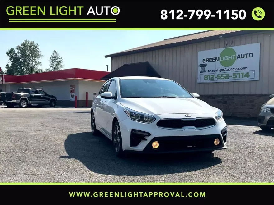 2021 Kia Forte FE photo 1